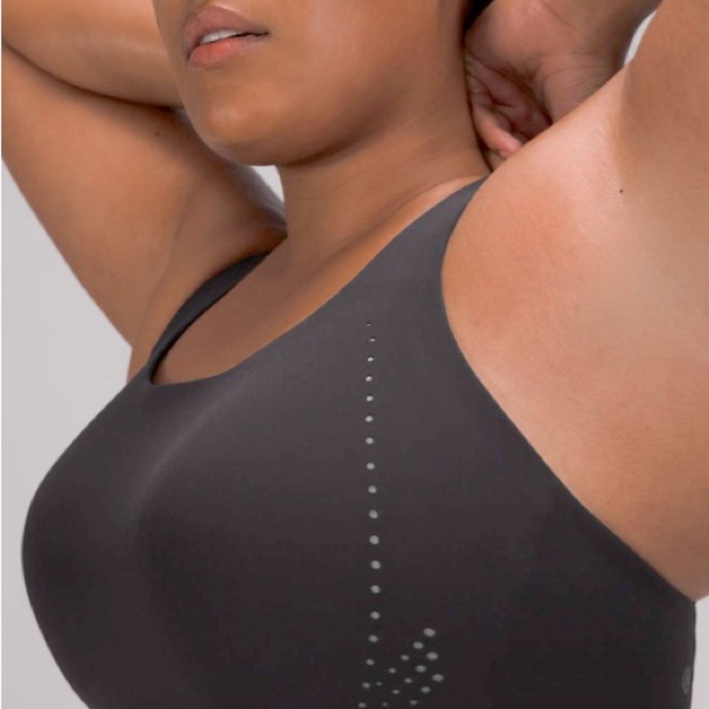 Lululemon (40D) AirSupport Bra in deep burgundy